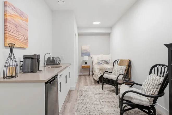 Flex and recreation room